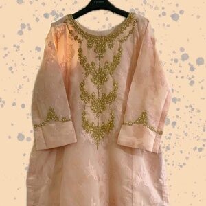 Beautiful pink embossed tissue 2 piece Pakistani/Indian shirt for EID